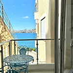 Golden 1 Saranda